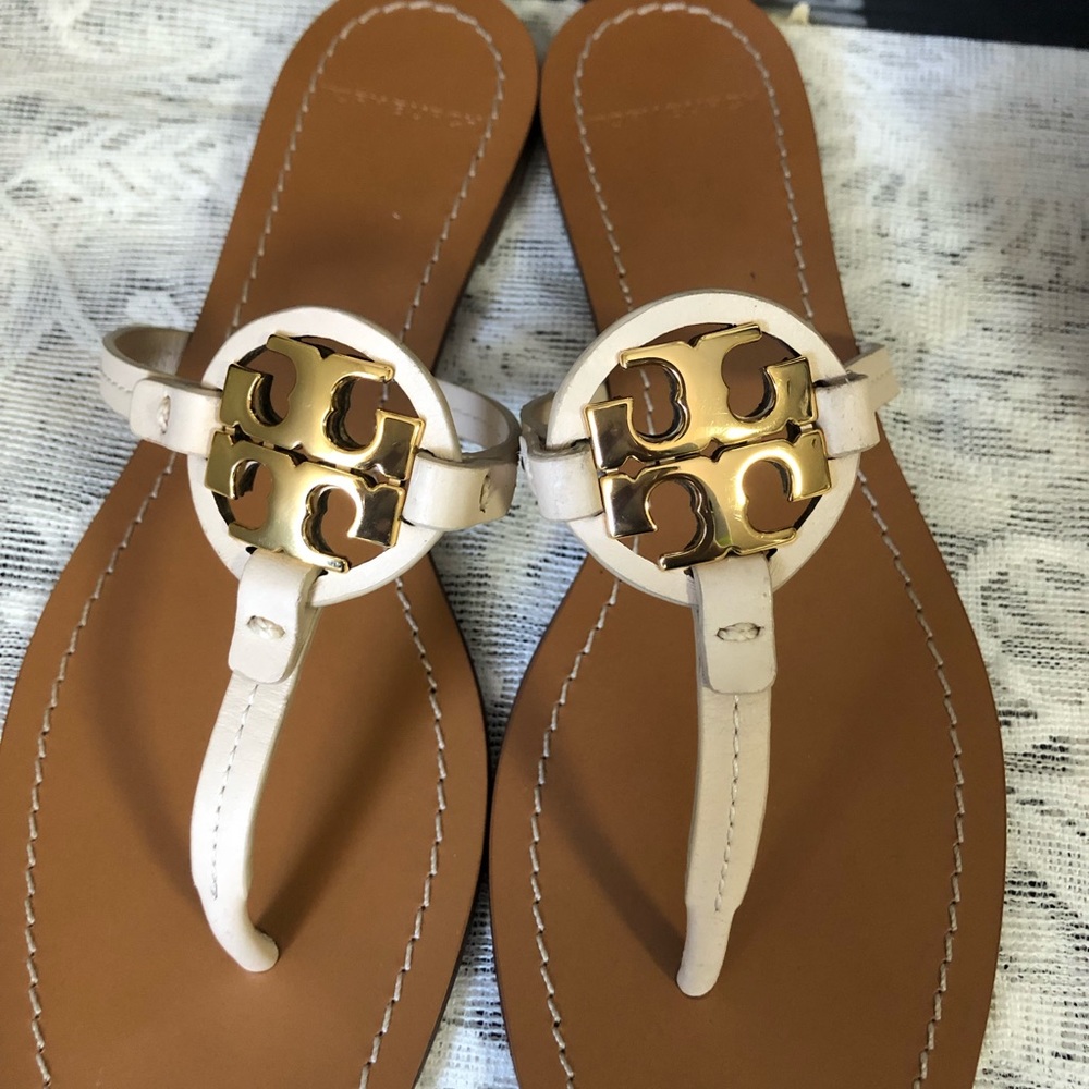 Tory Burch - Picture 4 of 8